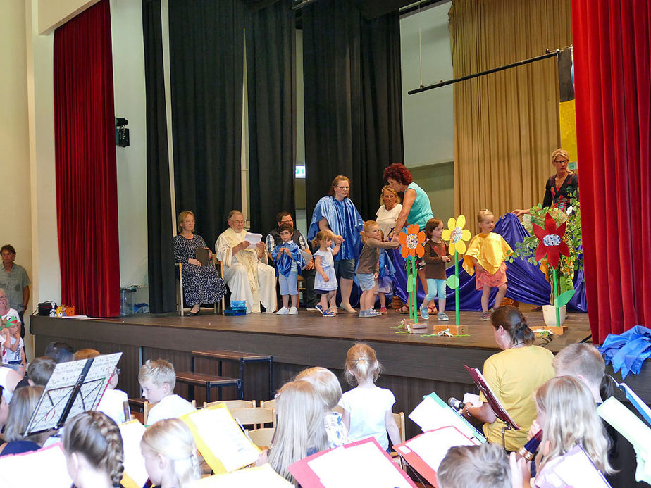 Kindergartenfest zum 125-jährigen Jubiläum (Foto: Karl-Franz Thiede)